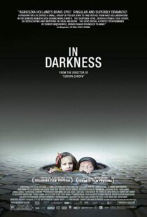 دانلود فیلم In Darkness 201113748-269435449