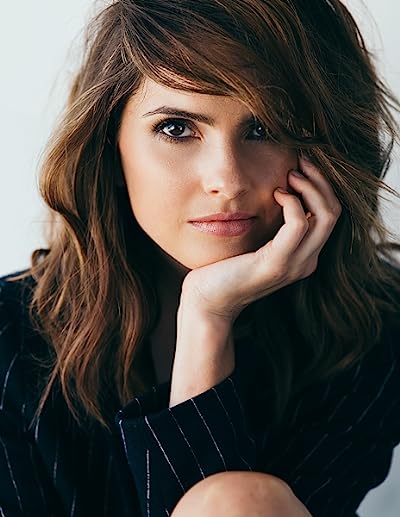 Shelley Hennig