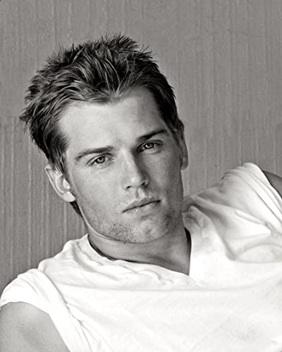 Mike Vogel